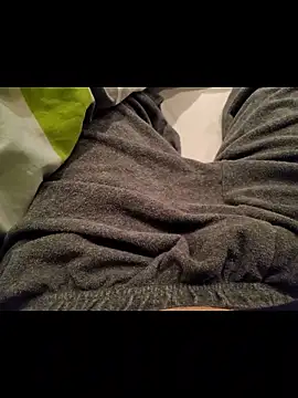 Snapshot of OneBall_18_5 chatting on December 16, 2025, 6:12 pm OneBall 18 5 online show from December 16, 2025, 6:12 pm