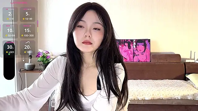 nanaliu6 online show from September 24, 2025, 1:35 am