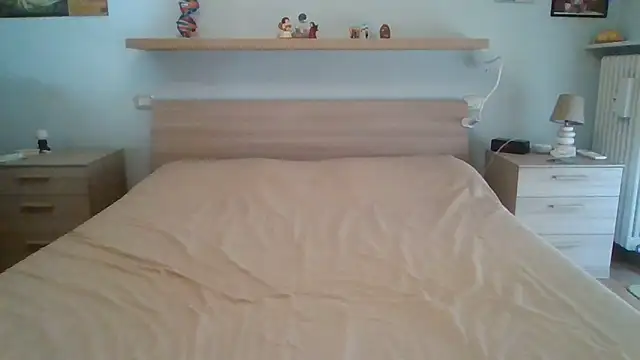 PrincessEileen89 online show from October 1, 2025, 10:09 am