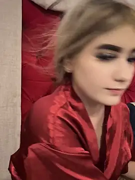 akirahattori online show from October 8, 2025, 4:40 pm