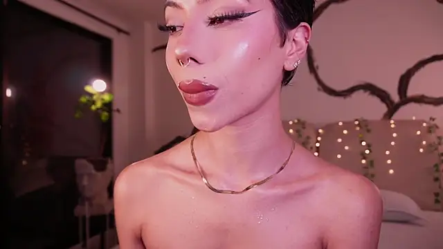 soidai miiu online show from September 18, 2025, 1:30 am