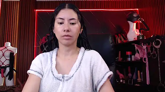 XiaQueen online show from September 22, 2025, 11:38 am