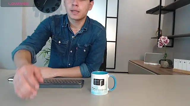 Gabriell ramirez online show from March 1, 2025, 4:47 am