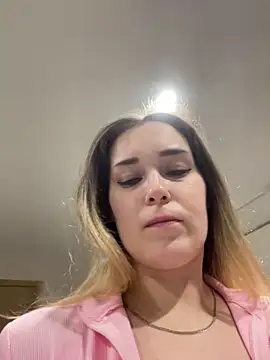 alisanikita online show from February 8, 2026, 5:43 pm