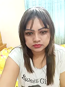 blue-berry07 online show from August 3, 2026, 8:33 am