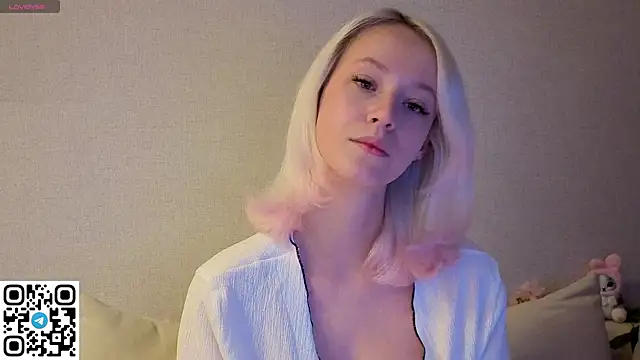 Anadeyaaa online show from September 12, 2025, 1:50 am