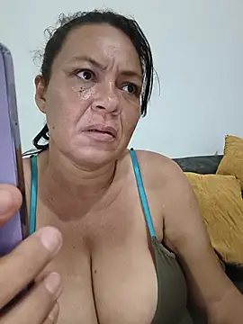 thefuckingowneroftits online show from July 8, 2026, 3:19 am