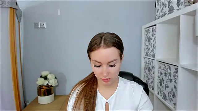 DonnaCam online show from October 16, 2025, 2:36 pm