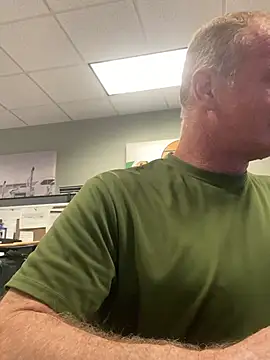 Snapshot of hintly chatting on March 12, 2026, 8:24 pm hintly online show from March 12, 2026, 8:24 pm