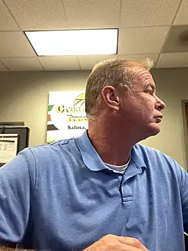 Snapshot of hintly chatting on March 23, 2026, 9:36 pm hintly online show from March 23, 2026, 9:36 pm