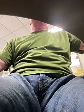 Snapshot of hintly chatting on March 20, 2026, 7:48 pm hintly online show from March 20, 2026, 7:48 pm