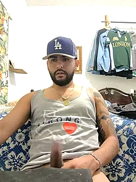 Snapshot of dickman10 chatting on February 24, 2026, 3:29 am dickman10 online show from February 24, 2026, 3:29 am