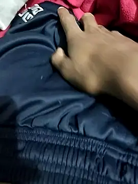 riojonie69 online show from February 2, 2025, 11:42 pm