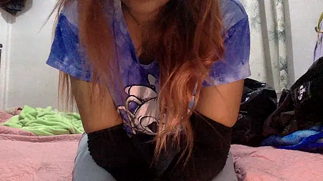 sharonlopez9611 online show from May 26, 2026, 4:10 am