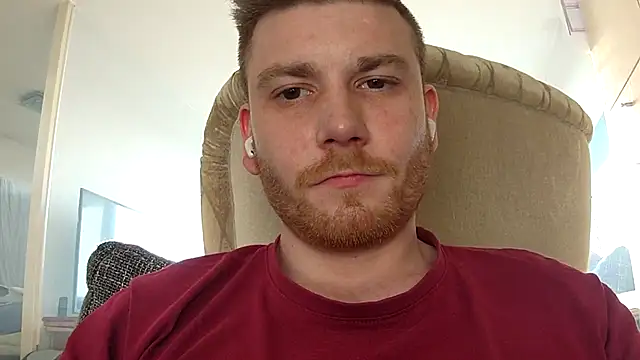 Snapshot of Foxtrott_242 chatting on January 18, 2026, 1:14 pm Foxtrott 242 online show from January 18, 2026, 1:14 pm