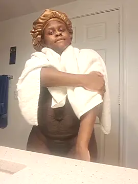 CocoaDoll22 online show from October 17, 2025, 3:54 am