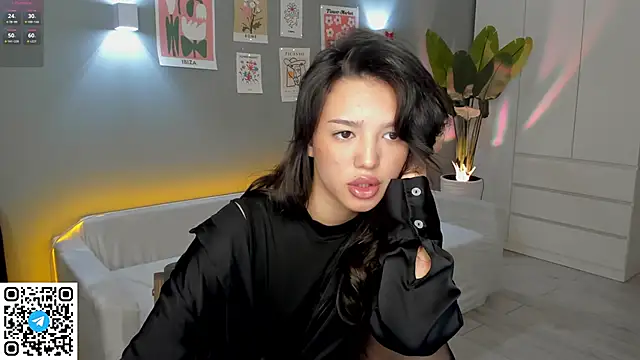 RikoAsada online show from September 19, 2025, 7:23 am