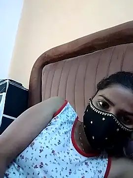 fuungirl38 online show from May 12, 2026, 8:21 am