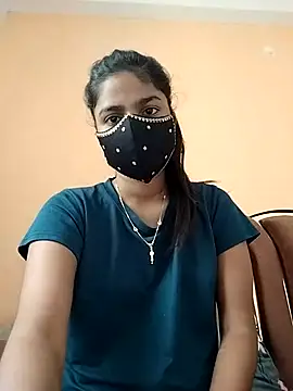 Snapshot of fuungirl38 chatting on September 13, 2025, 6:24 am fuungirl38 online show from September 13, 2025, 6:24 am