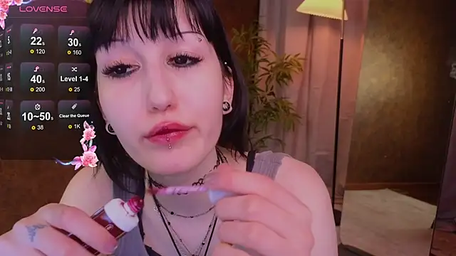 lissaros online show from March 16, 2025, 8:21 am