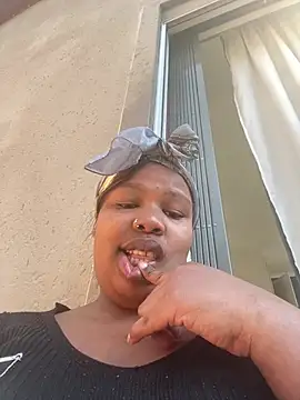 Cuddle Bear online show from August 7, 2026, 10:32 am