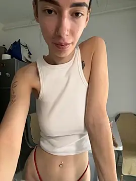 Celine Roxelle online show from September 30, 2025, 9:59 am