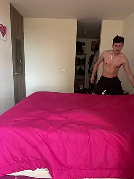 Maggie Geller online show from October 12, 2025, 7:48 pm