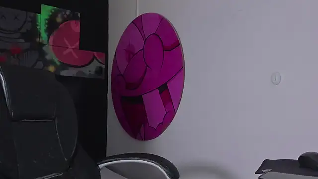 ISAAC CRYSTON online show from October 25, 2025, 8:53 pm