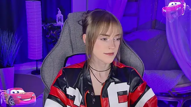 KiraMontoya online show from May 15, 2026, 11:25 pm