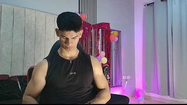 ANDRES STUD online show from September 26, 2025, 4:52 am