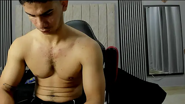 Snapshot of ANDRES_STUD chatting on February 13, 2026, 4:34 am ANDRES STUD online show from February 13, 2026, 4:34 am