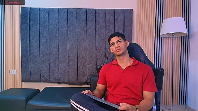 Snapshot of ANDRES_STUD chatting on July 10, 2026, 4:23 am ANDRES STUD online show from July 10, 2026, 4:23 am