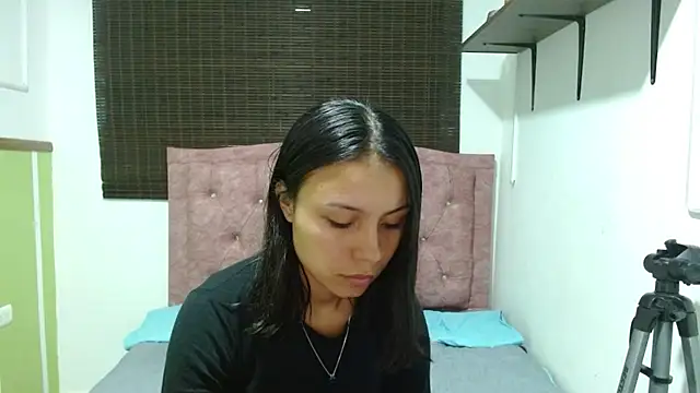julieta fn online show from July 24, 2026, 2:35 pm