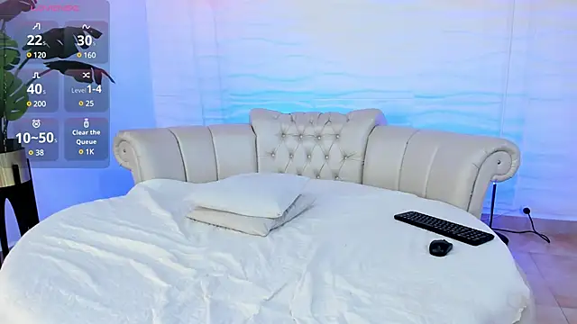 LucianaCastro  online show from March 12, 2025, 5:17 pm