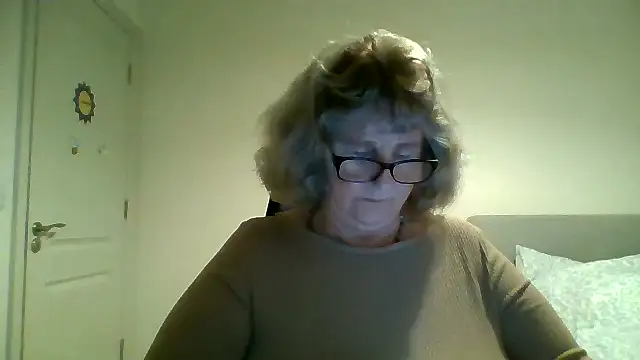 NoraJohnson6 online show from February 2, 2026, 8:02 am