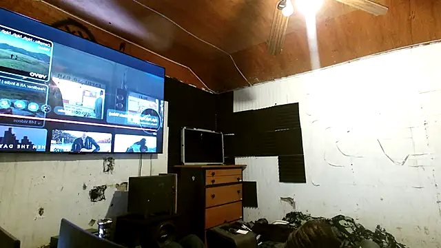 nuttyking2022 online show from November 4, 2025, 6:28 am