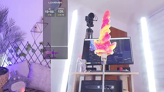 Snapshot of Neekito_ chatting on February 20, 2025, 1:03 am Neekito online show from February 20, 2025, 1:03 am