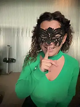 Loveblackzilla online show from March 22, 2026, 10:28 am