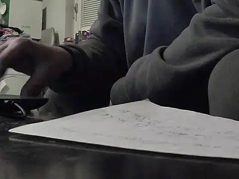 Snapshot of YourLoveBoyKevin chatting on February 10, 2025, 6:03 pm YourLoveBoyKevin online show from February 10, 2025, 6:03 pm