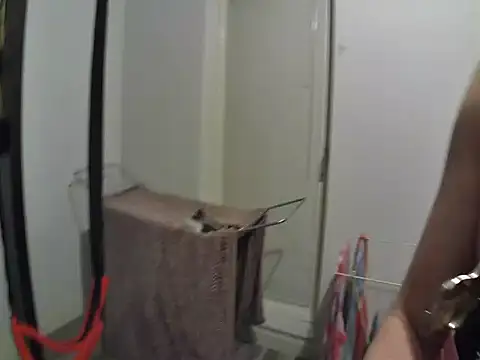 Snapshot of YourLoveBoyKevin chatting on December 22, 2025, 4:18 pm YourLoveBoyKevin online show from December 22, 2025, 4:18 pm