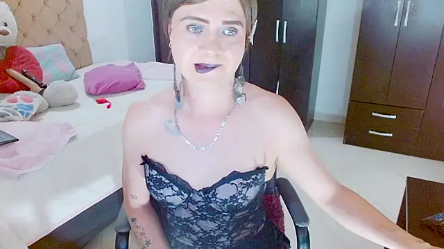 Dolldirtyxxx online show from July 15, 2026, 5:03 am