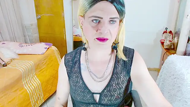 Dolldirtyxxx online show from June 20, 2026, 5:23 am
