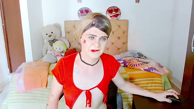 Dolldirtyxxx online show from July 31, 2026, 8:39 pm