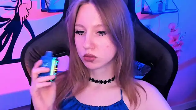 DariaTate online show from October 22, 2025, 11:53 am