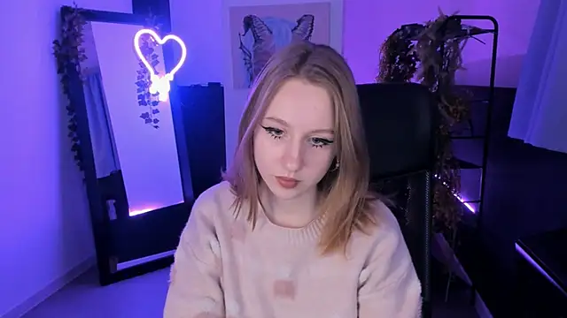 DariaTate online show from March 4, 2025, 8:35 am