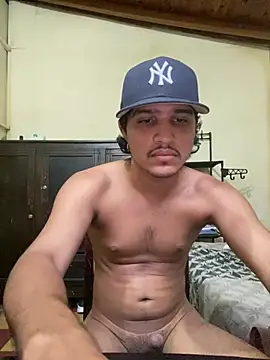 daniel6916 online show from March 12, 2025, 11:01 pm