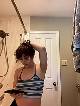 grassXass420 online show from September 28, 2025, 8:27 pm