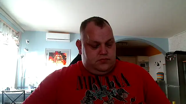 Snapshot of Hotfire-112 chatting on February 5, 2025, 8:43 am Hotfire-112 online show from February 5, 2025, 8:43 am