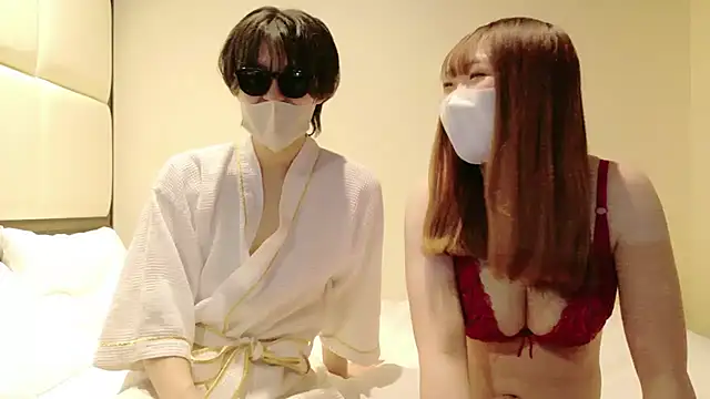 Snapshot of onachannel chatting on March 17, 2025, 12:46 pm onachannel online show from March 17, 2025, 12:46 pm