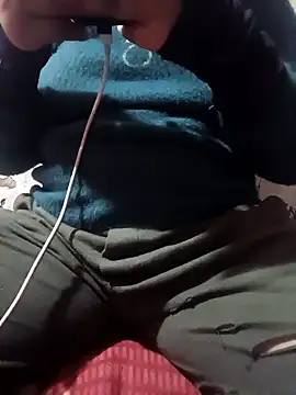 Snapshot of imforyou chatting on January 7, 2026, 5:18 pm imforyou online show from January 7, 2026, 5:18 pm